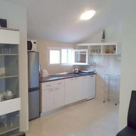 With Parking Space Milna, Brac - 11088 Apartamento