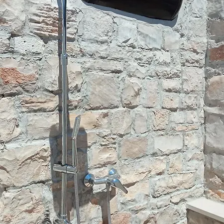 With Parking Space Milna, Brac - 11088