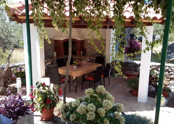 With Parking Space Milna, Brac - 11088 *