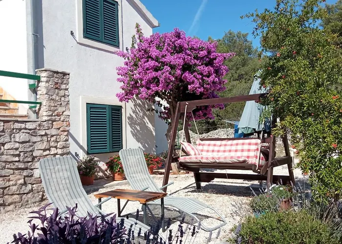 Apartamento With Parking Space Milna, Brac - 11088 *